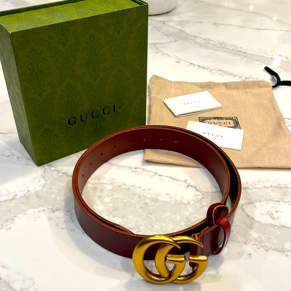 Gucci Unisex Marmot leather Belt sz 105 EUC